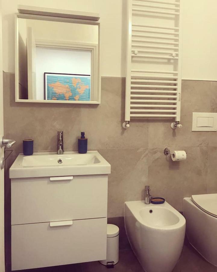 Lovely Milano - Brand New Stylish Apartment In Navigli Area Екстериор снимка
